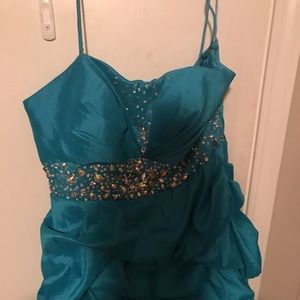 Let’s fashion blue dress